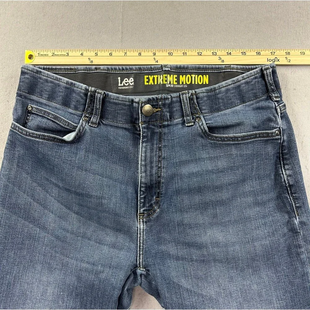 Lee Extreme Motion Mens Slim Fit Straight Leg Dark wash Jeans